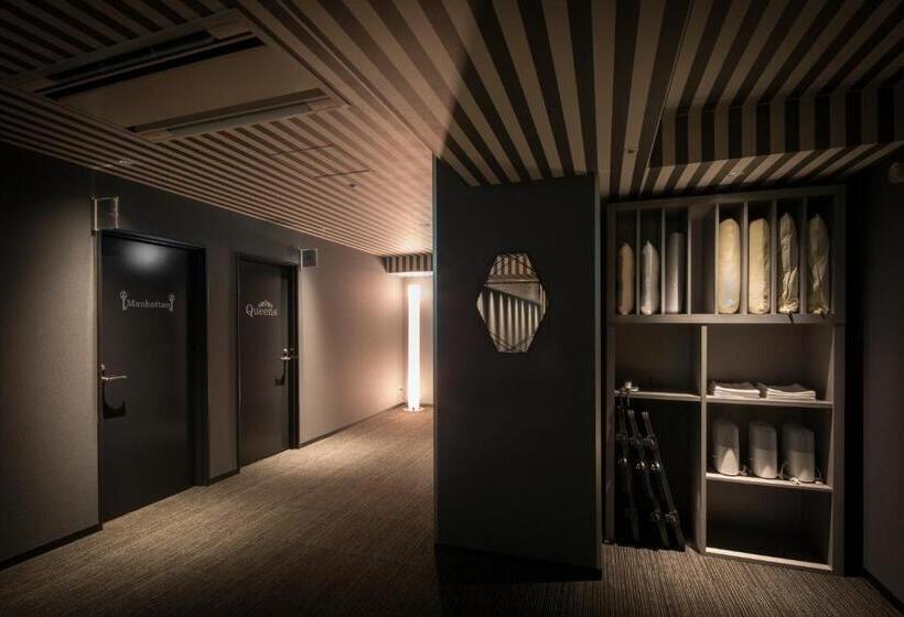 Отель Miyakonojo Green