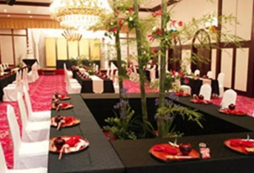 Hotelli Miyakonojo Royal