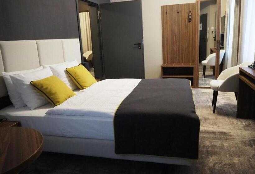 Отель Dream Boutique Residence