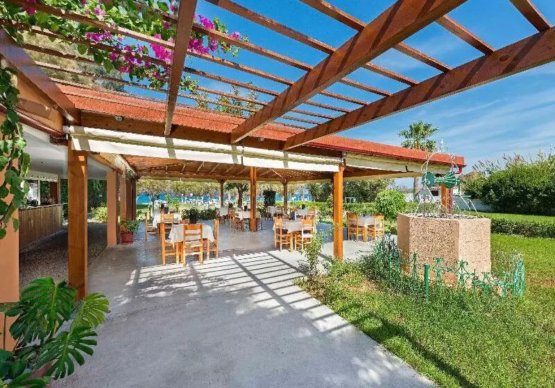 Bayside Hotel Katsaras