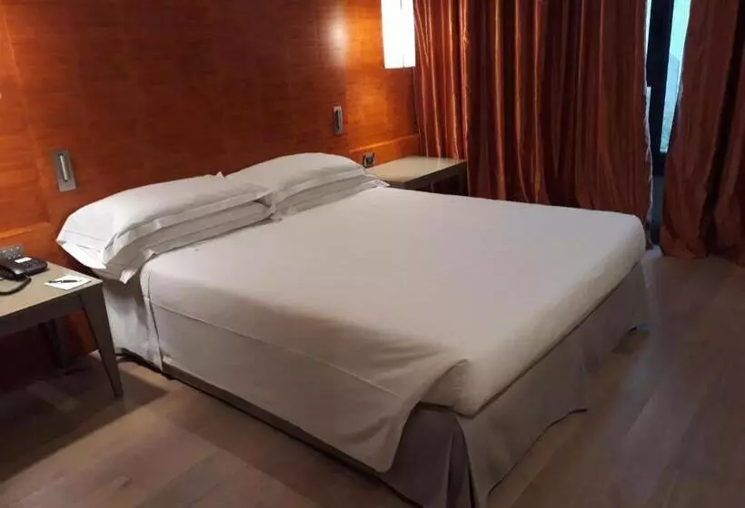 Grand Hotel De La Ville