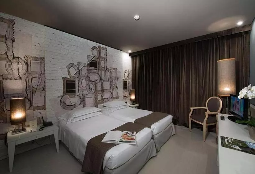 Grand Hotel De La Ville