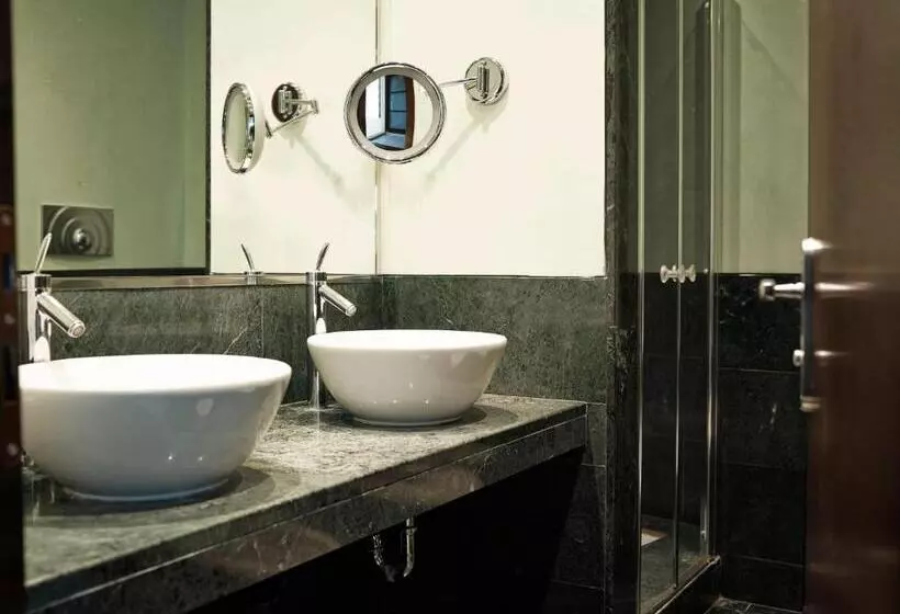 Grand Hotel De La Ville