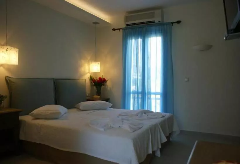 호텔 Alkyoni Beach