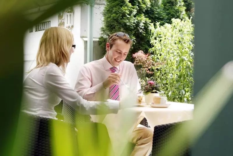 ホテル Ambassador Self Check In