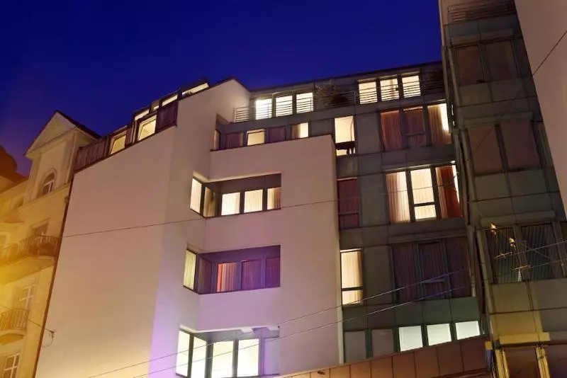 ホテル Ambassador Self Check In