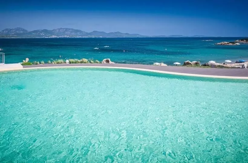 Отель Cala Cuncheddi   Vretreats