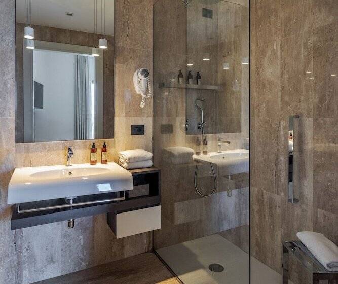 Отель Cala Cuncheddi   Vretreats