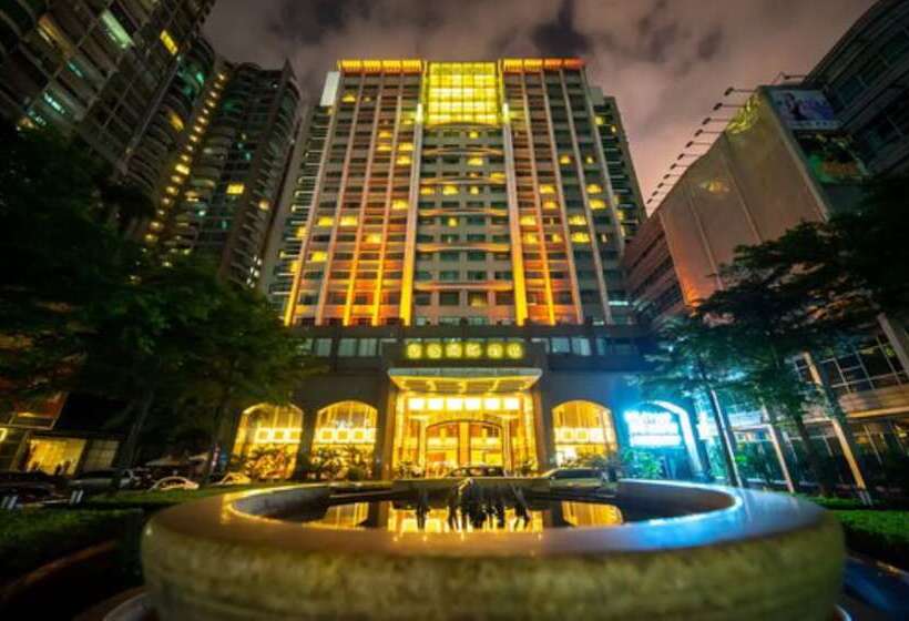 فندق Grand International