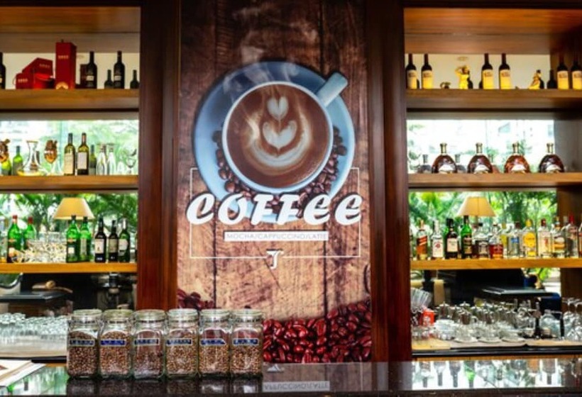 فندق Grand International