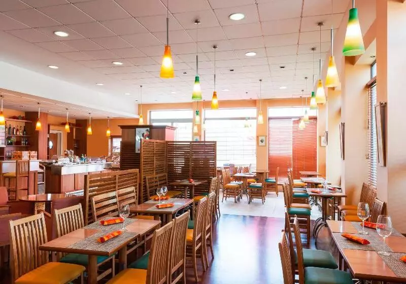 酒店 Ibis Valencia Bonaire Aeropuerto