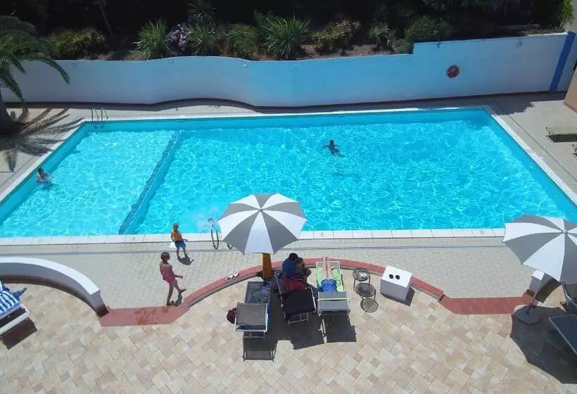 Отель Lh Pedraladda Resort