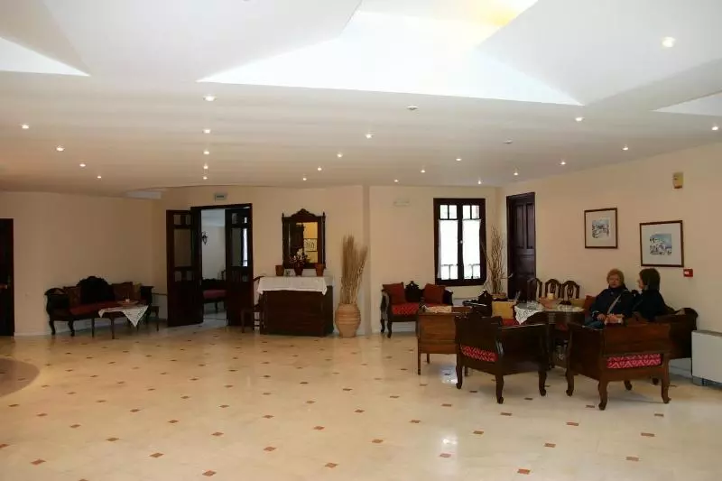 Отель New Haroula