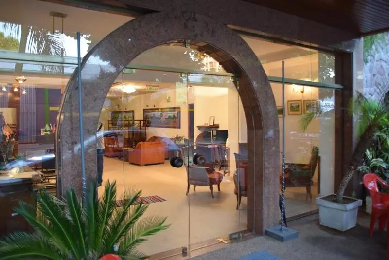 هتل Portal Del Sol