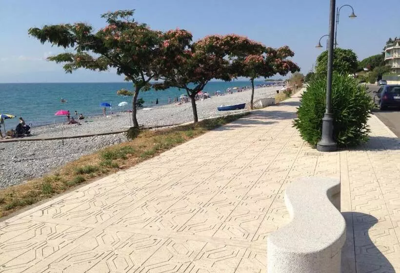 ホテル Ristorante Stellato