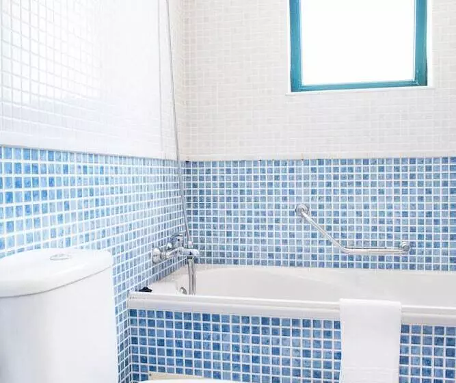 Отель The Navigator - Palm Oasis Alvor - All Inclusive