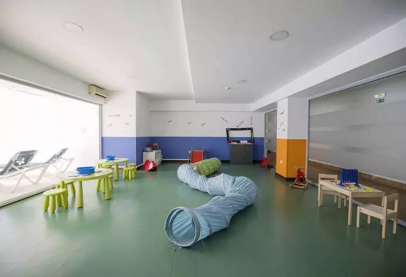 Отель The Navigator - Palm Oasis Alvor - All Inclusive