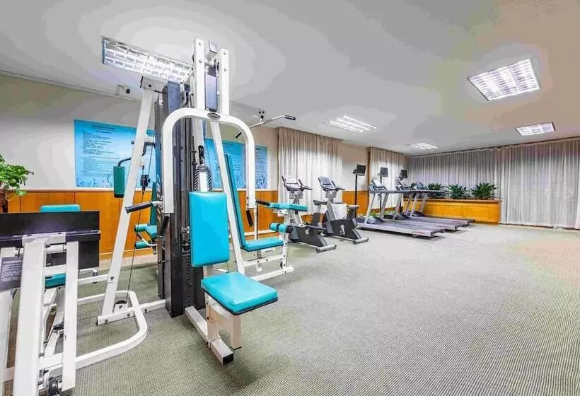 Отель Yunzen Century