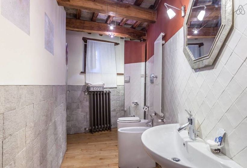 Bed and Breakfast Suite Torre Del Colle