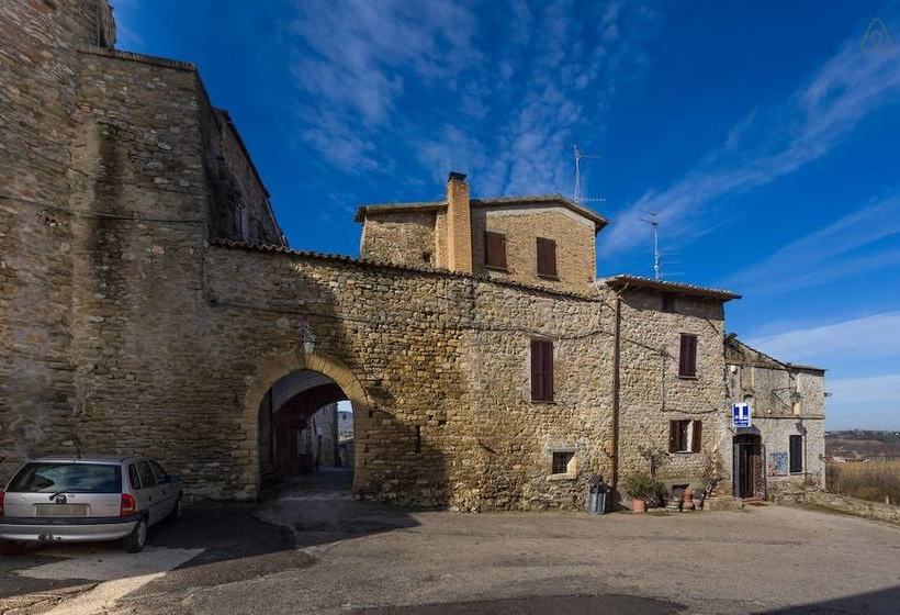 Bed and Breakfast Suite Torre Del Colle