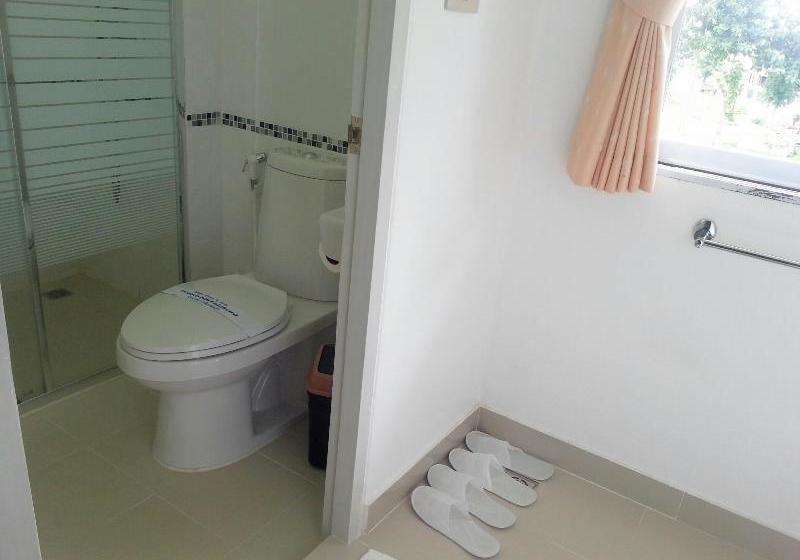 Отель Cabbages And Condoms Inn - Baan Doo