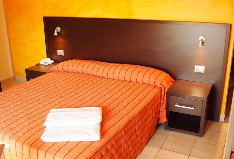 Отель Club Ravezzo