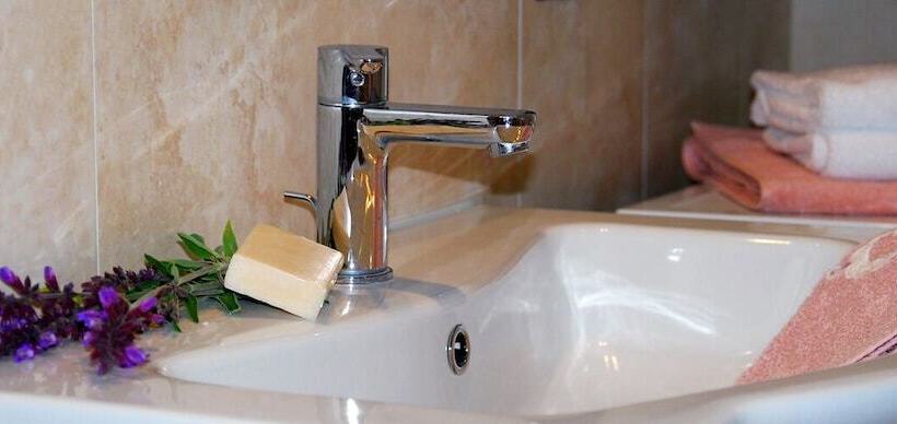 בית מלון כפרי Azienda Agrituristica Benza