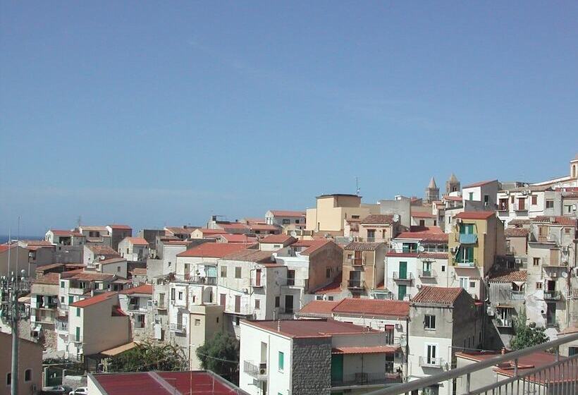 پانسیون Casa Garbo