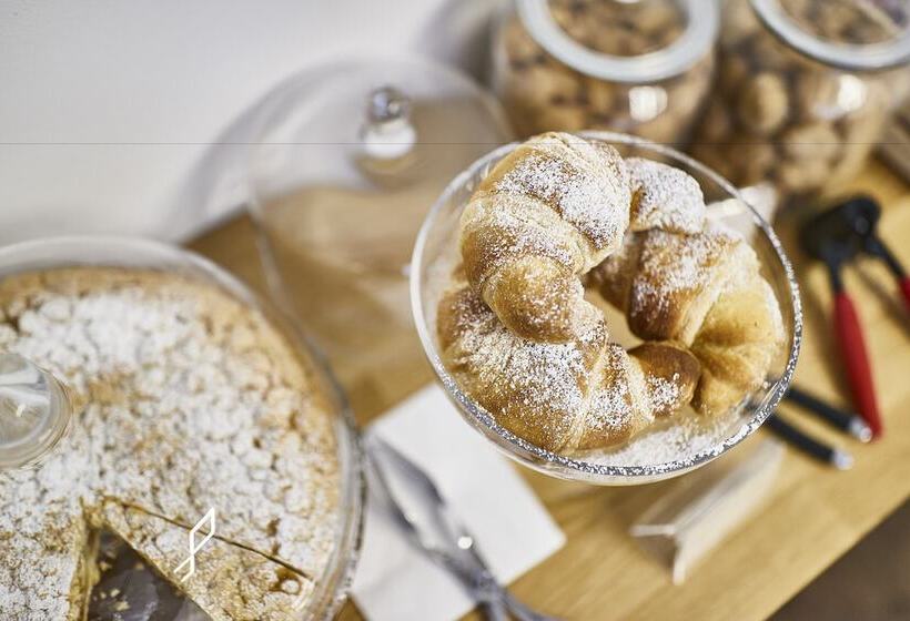 تختخواب و صبحانه Bb Homeitaly Civitavecchia