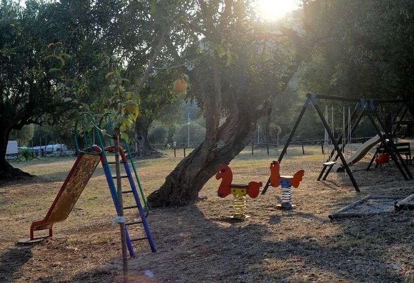 호텔 Porticello Village Campsite