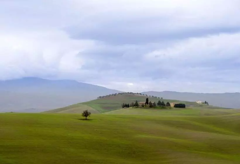 Maaseutuhotelli Agriturismo Poggio Tobruk