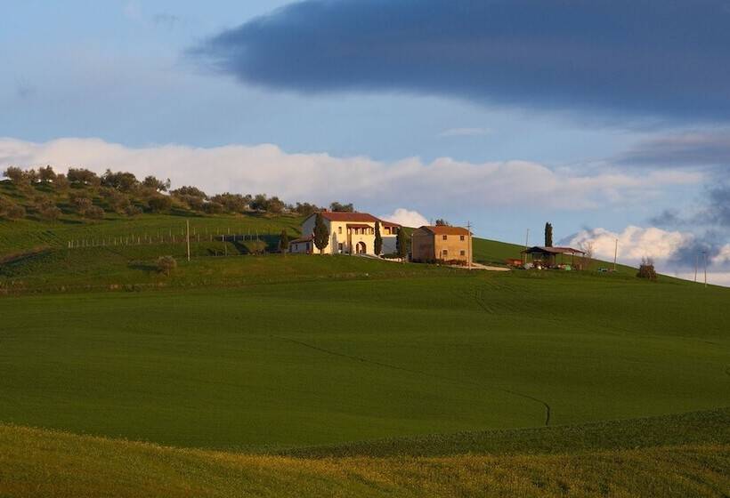 교외 호텔 Agriturismo Poggio Tobruk
