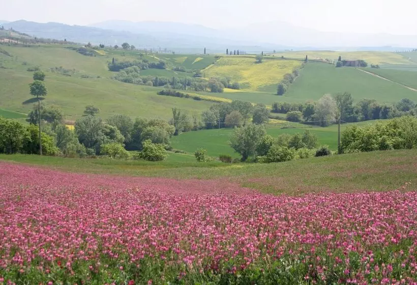 Maaseutuhotelli Agriturismo Poggio Tobruk
