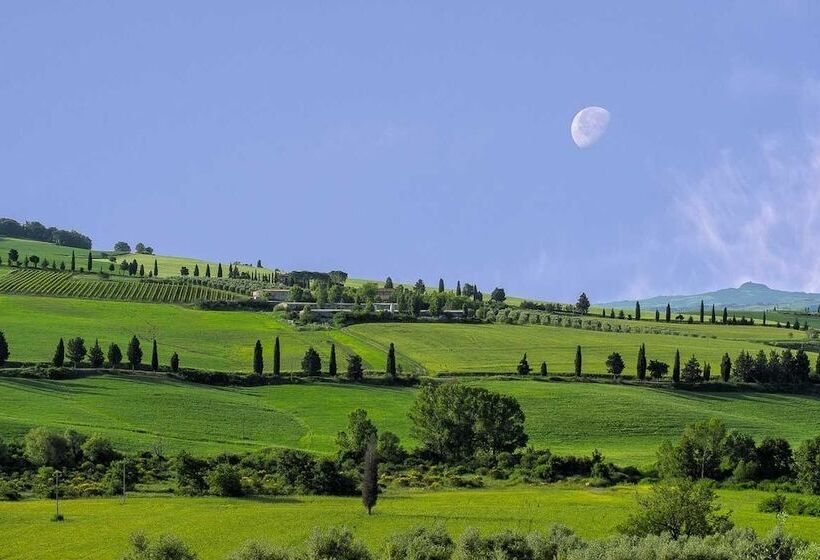 Сельский отель Castello Di Spedaletto