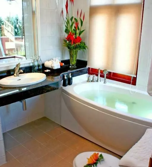 Banburee Resort And Spa