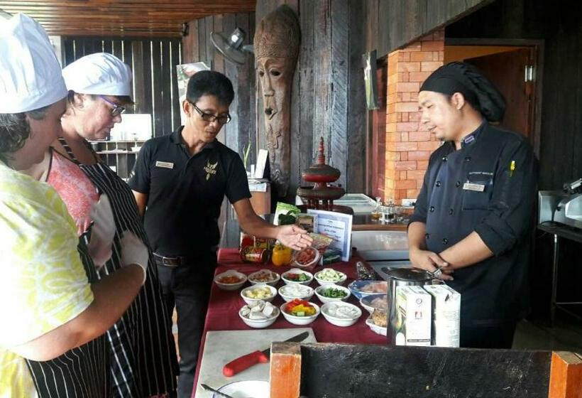 Banburee Resort And Spa