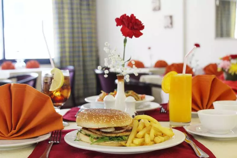 Отель Al Diar Mina