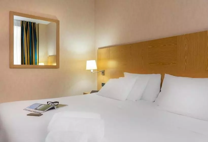 ホテル Best Western Cavalieri Della Corona
