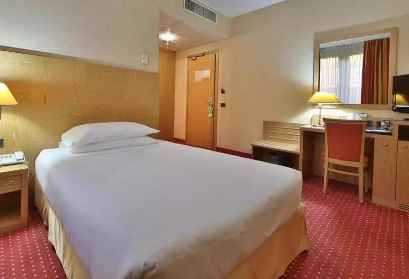 ホテル Best Western Cavalieri Della Corona