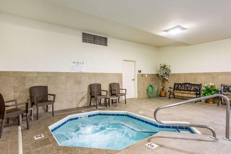 هتل Comfort Inn & Suites Dayton North