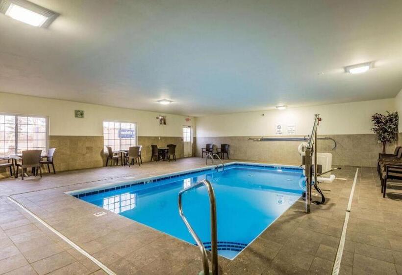 هتل Comfort Inn & Suites Dayton North