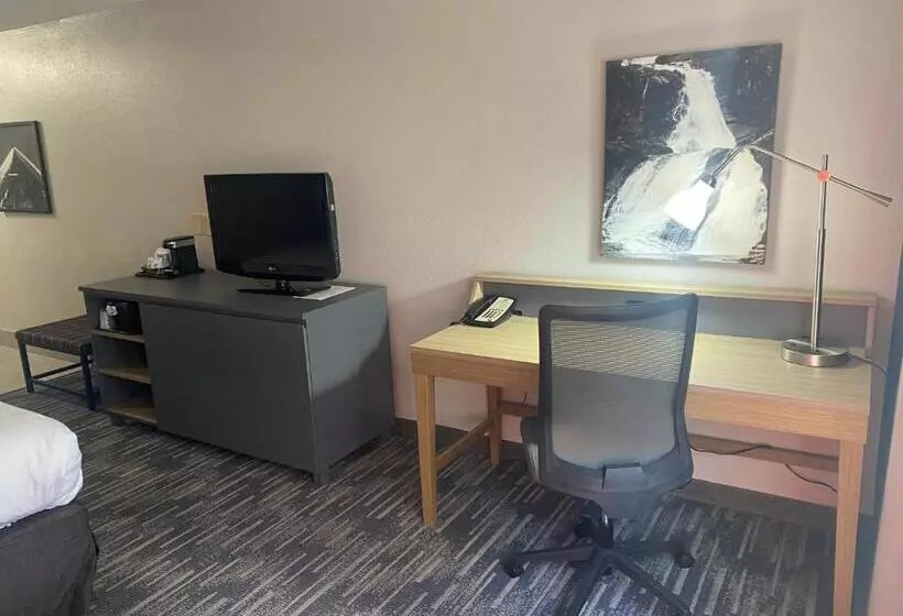 هتل Country Inn & Suites By Radisson, Columbia Airport, Sc