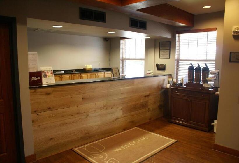 Otel Country Inn & Suites By Radisson, Lansing, Mi