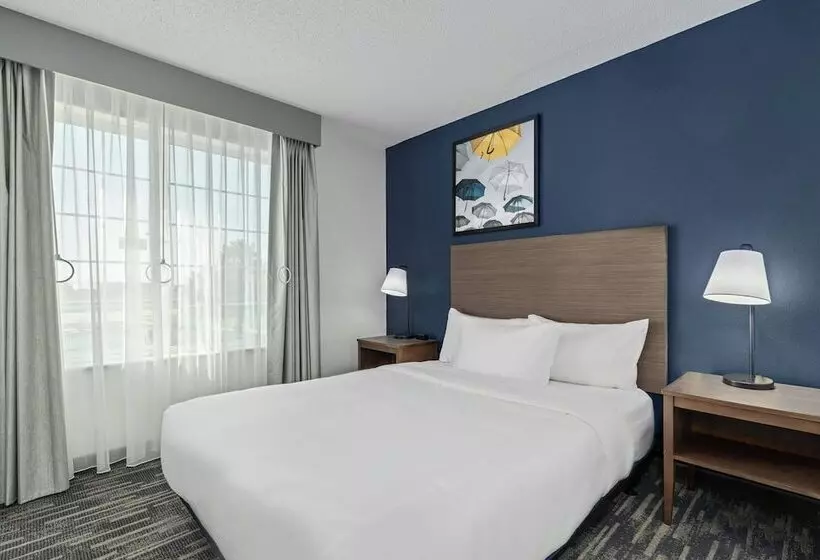 Hotelli Country Inn & Suites By Radisson, Manteno, Il