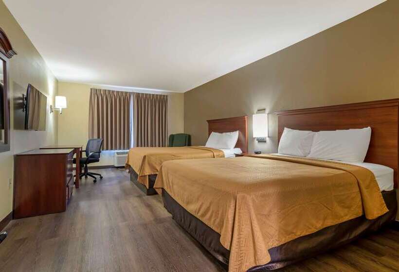 בית מלון כפרי Econo Lodge Inn & Suites