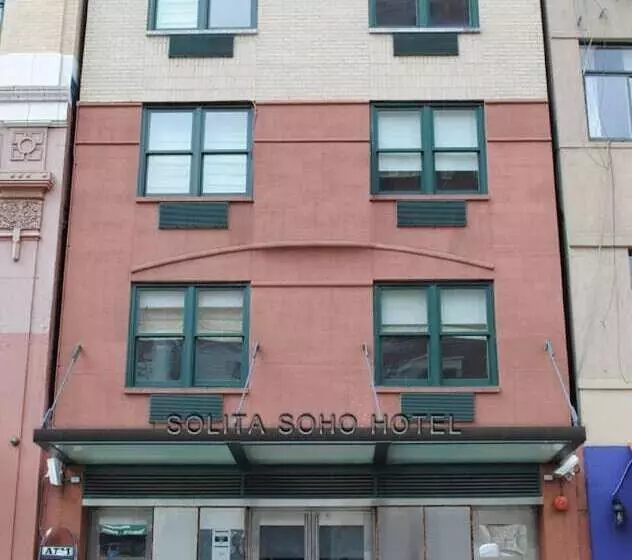 هتل Solita Soho