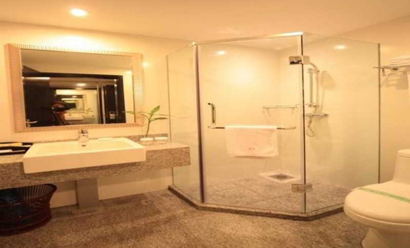 Отель Sunny World