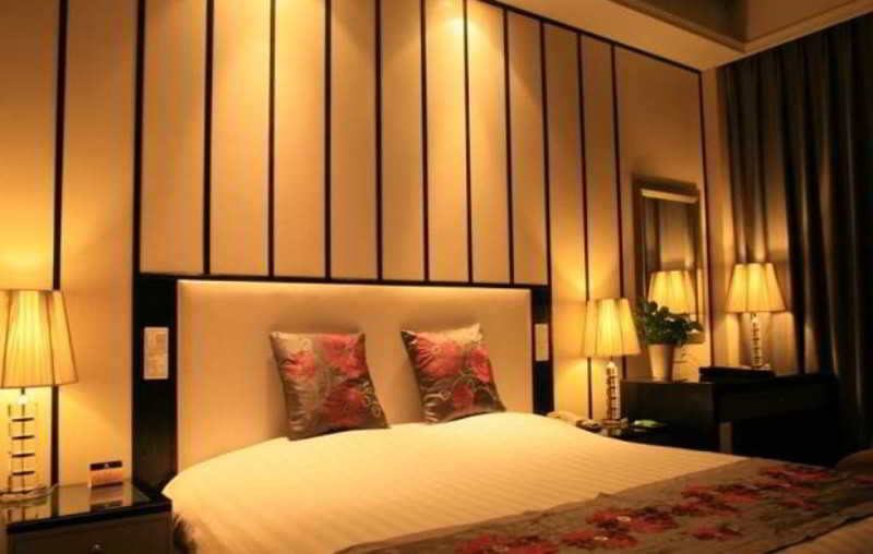 Отель Sunny World