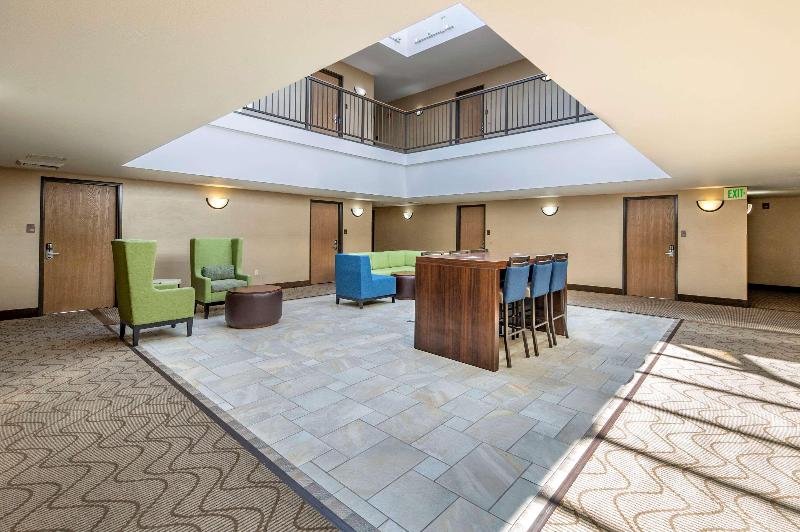 The Atrium Hotel   Sfo Airport Free!   Shuttle Bus   Parking   Wifi