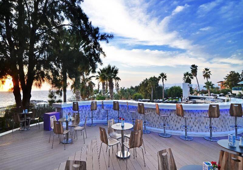 ホテル The Grand Blue Sky International  All Inclusive